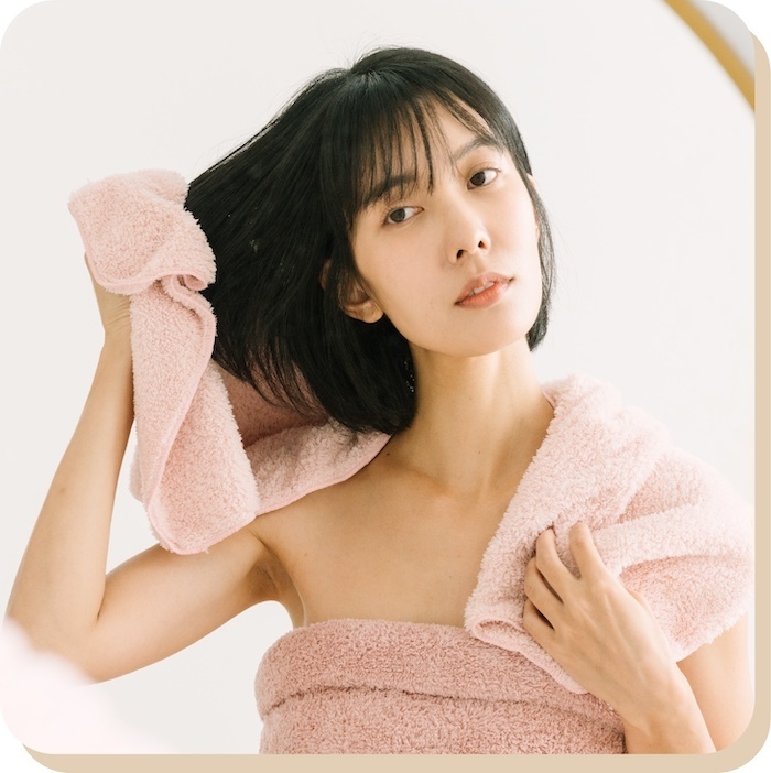 美髮巾擦髮示意