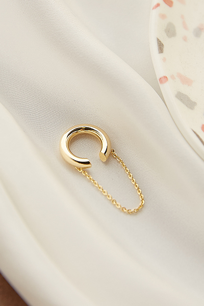 極簡小C鍊條耳骨夾(單支)