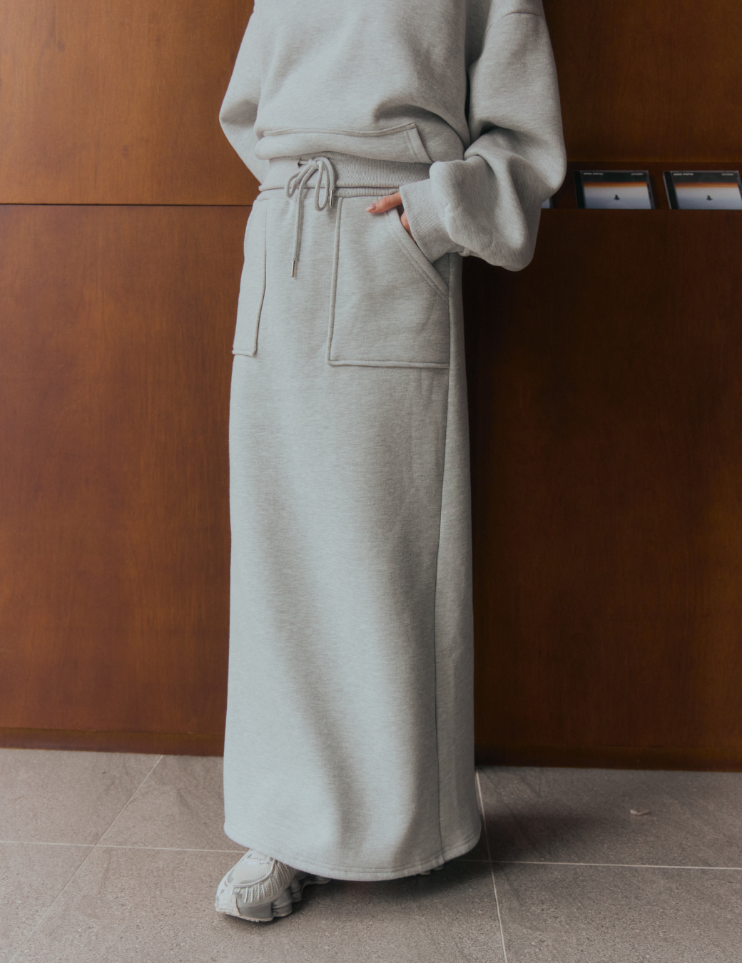 反折腰頭口袋棉感長裙（灰色/6尺寸）