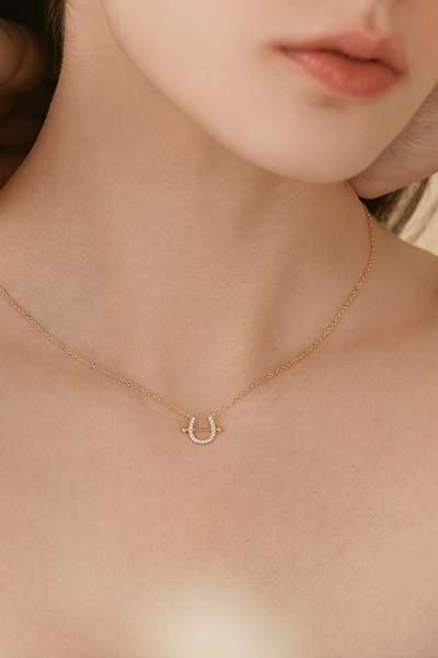 質感U字鎖骨細鍊