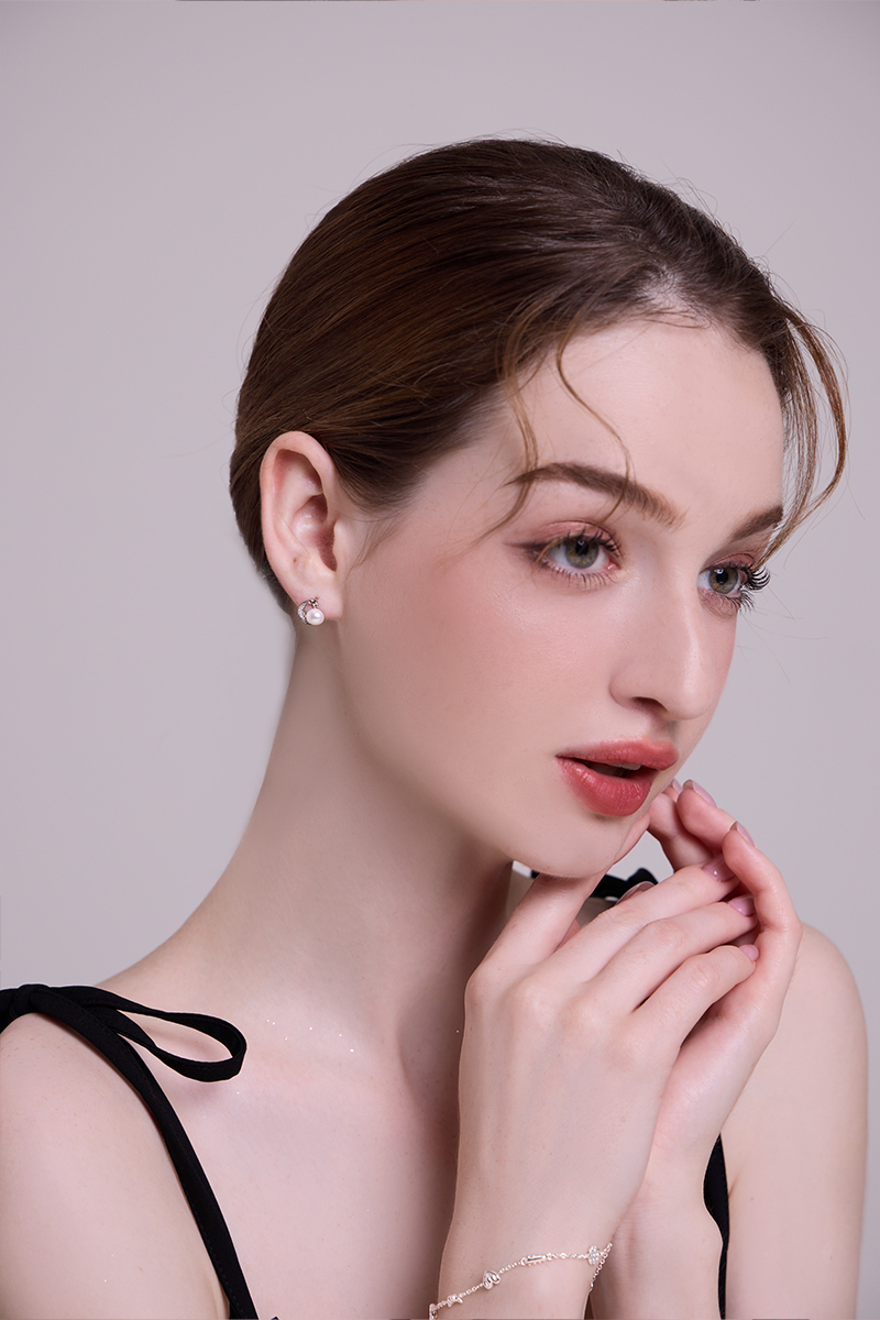 【925純銀】珍珠月亮。銀針耳環