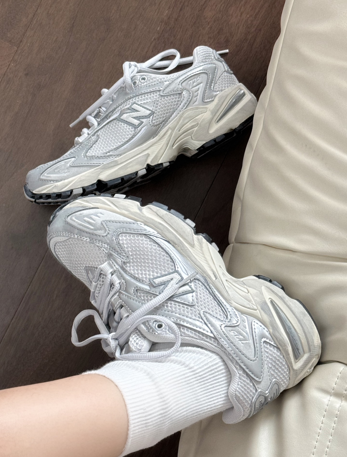 New Balance NB 725 灰銀色 髒髒鞋 灰色 Y2K 復古 慢跑鞋 老爹鞋 奶油底 ML725SG1/預購