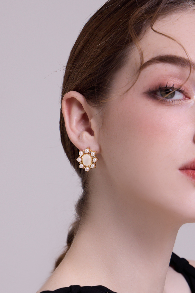 晶透珍珠貓眼。銀針耳環