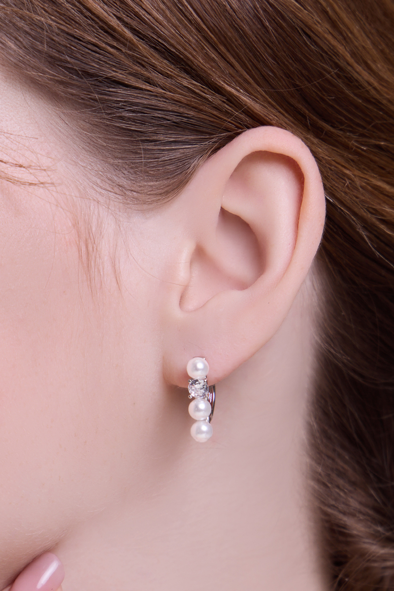 一字珍珠鋯石。針式耳環(銀)