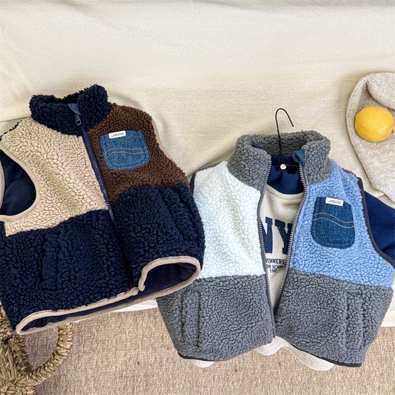 拼布牛仔口袋羊羔毛背心