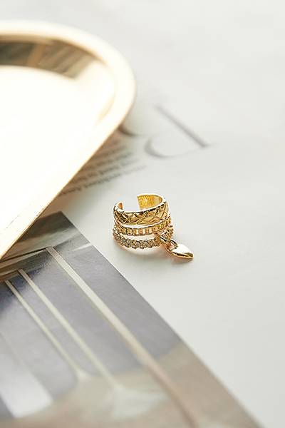 歐美心型設計耳骨夾(單支)