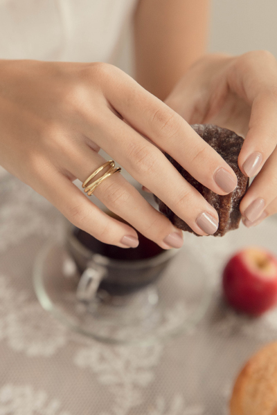 三線交錯造型戒指(金)