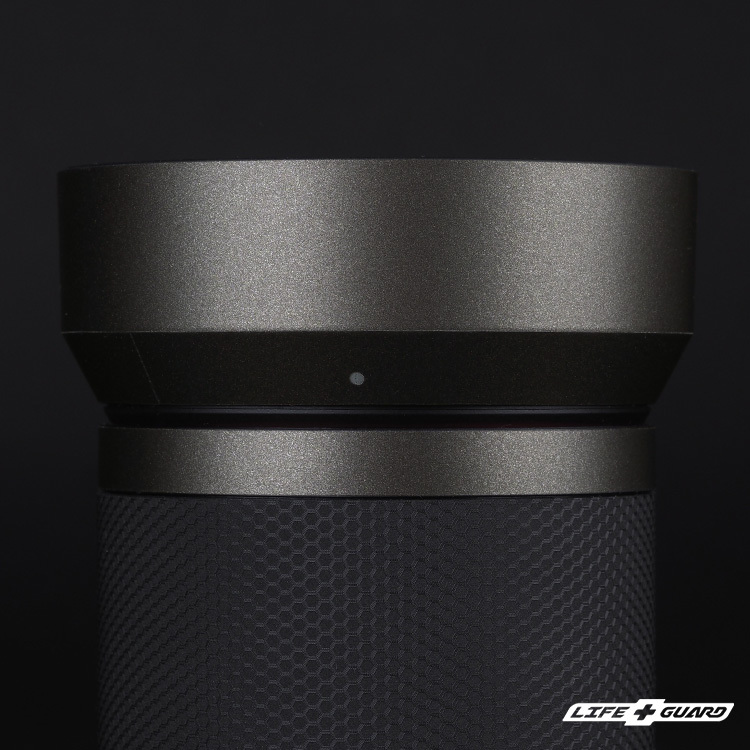 霧鈦黑貼膜質感特寫，LIFE+GUARD 設計風格