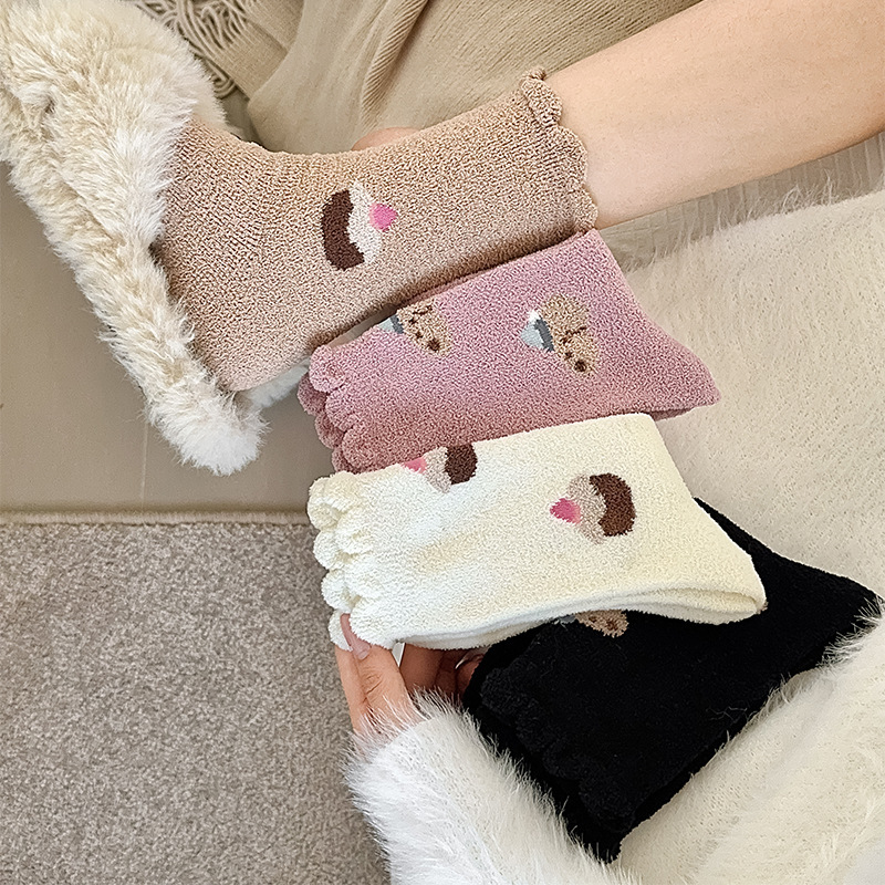 《5483》♾️秋冬卡通小狗蛋糕毛絨襪