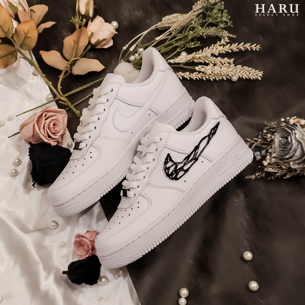 Nike WMNS Air Force 1 Low 07 LX Molten Swoosh AF1 猛毒 毒液 液態金屬 水銀 白色 黑勾 女生復古休閒鞋 IF1686-101