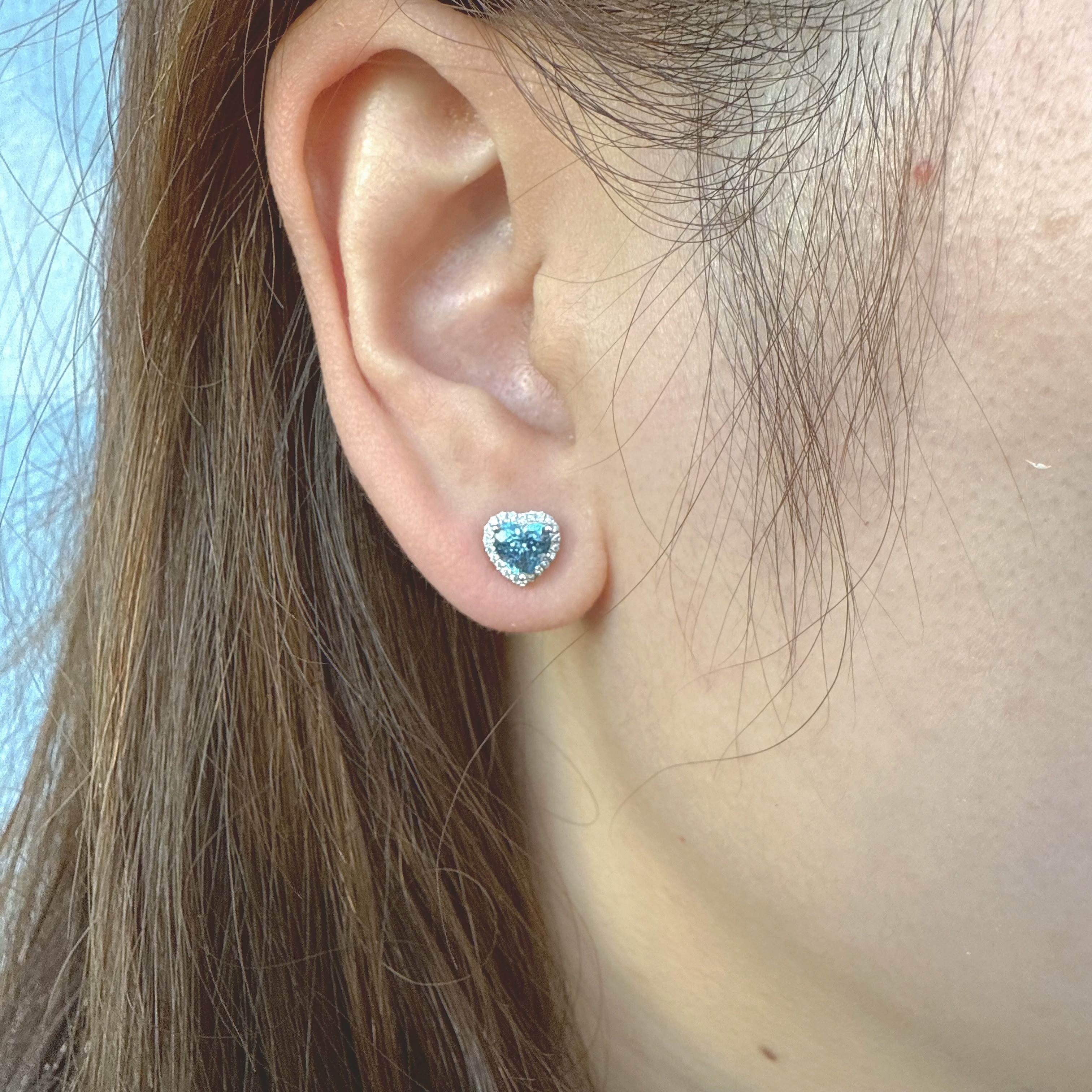 18K金心形海藍寶石鑽石耳環 - 超級聖瑪利亞藍