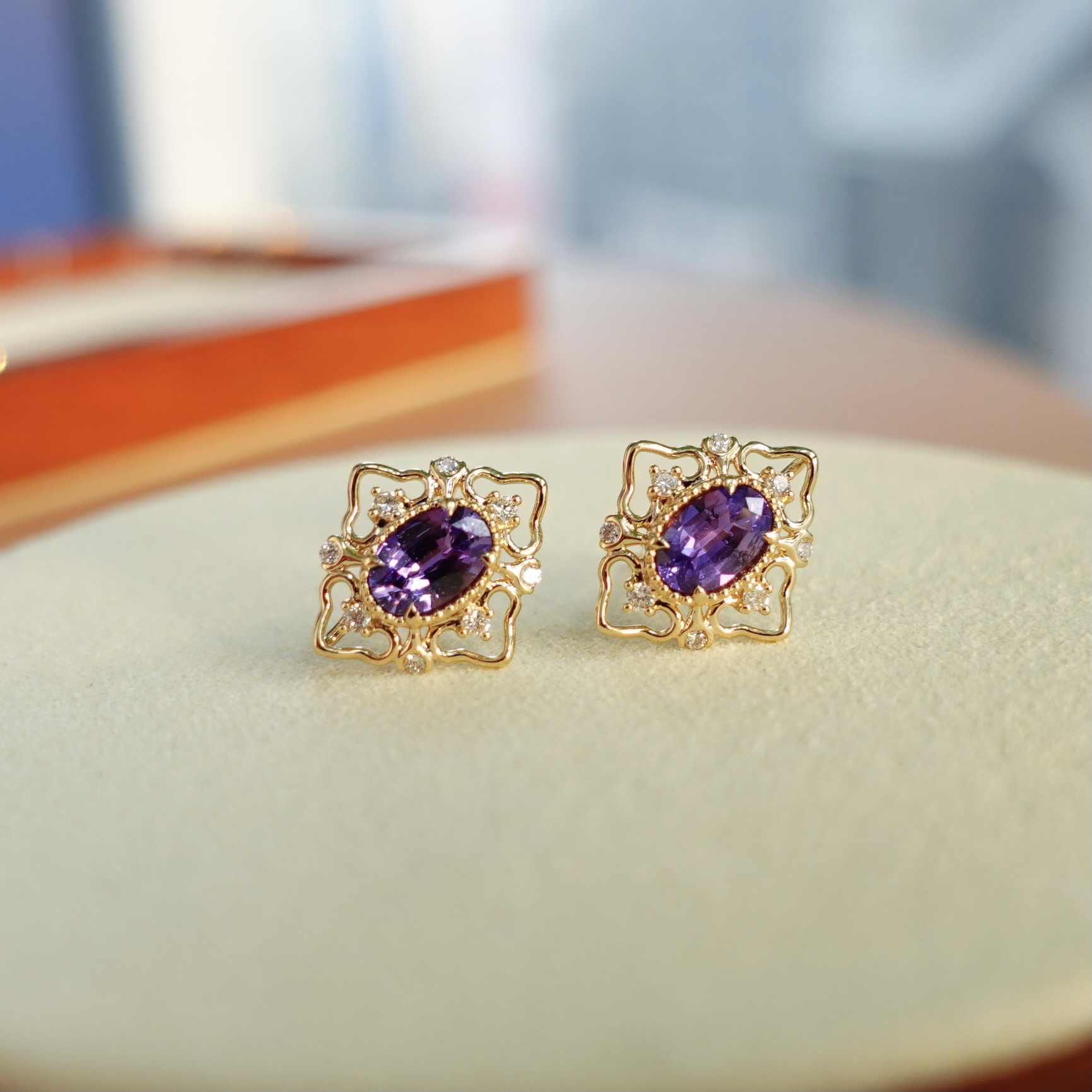 18K黃金無燒紫藍寶石鑽石耳釘 - 紫羅蘭色