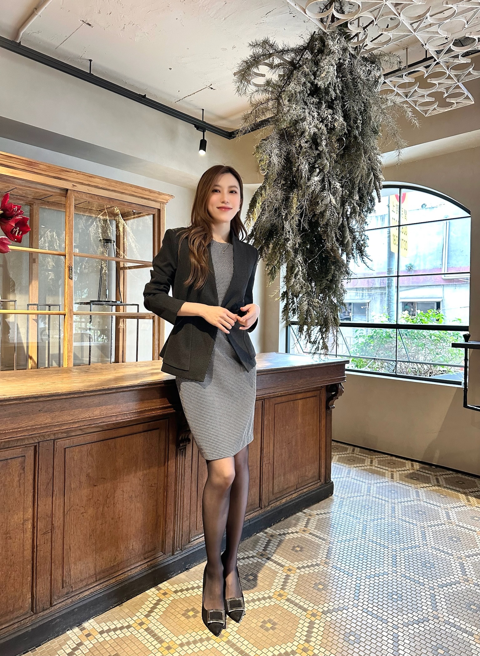 ( JS )經典版型歐美洋裝-黑白雙色織紋