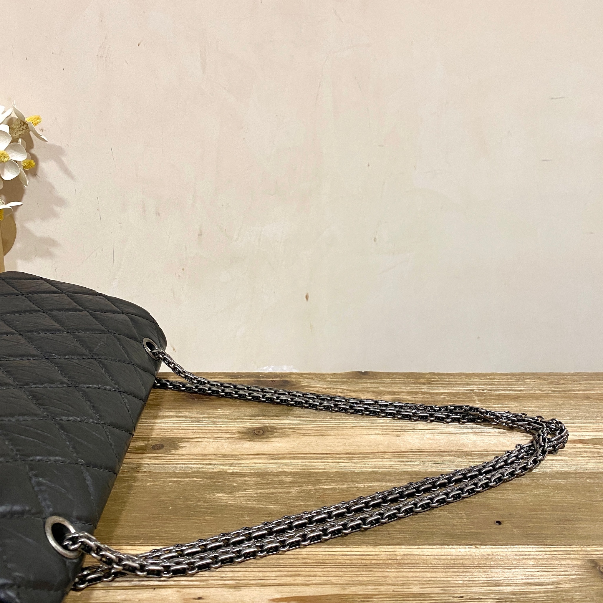 Pre-owned] Chanel 2.55 jumbo calfskin black/silver