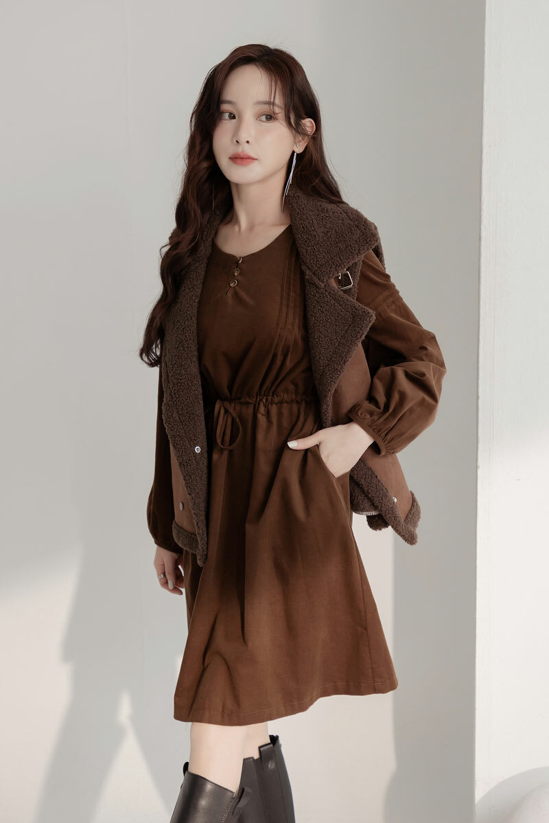 澎袖質感燈心絨洋裝