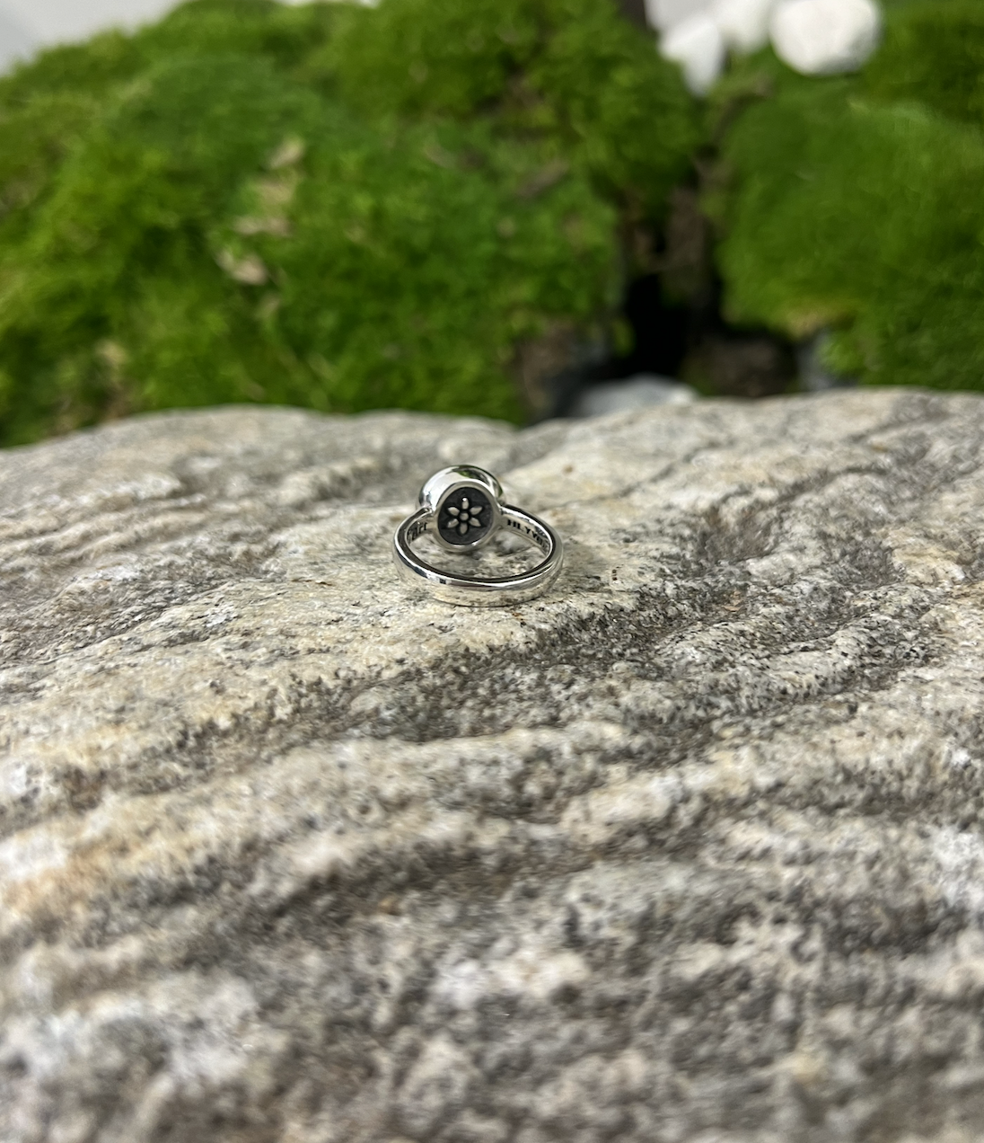 Two Tone Gumball Ring US6