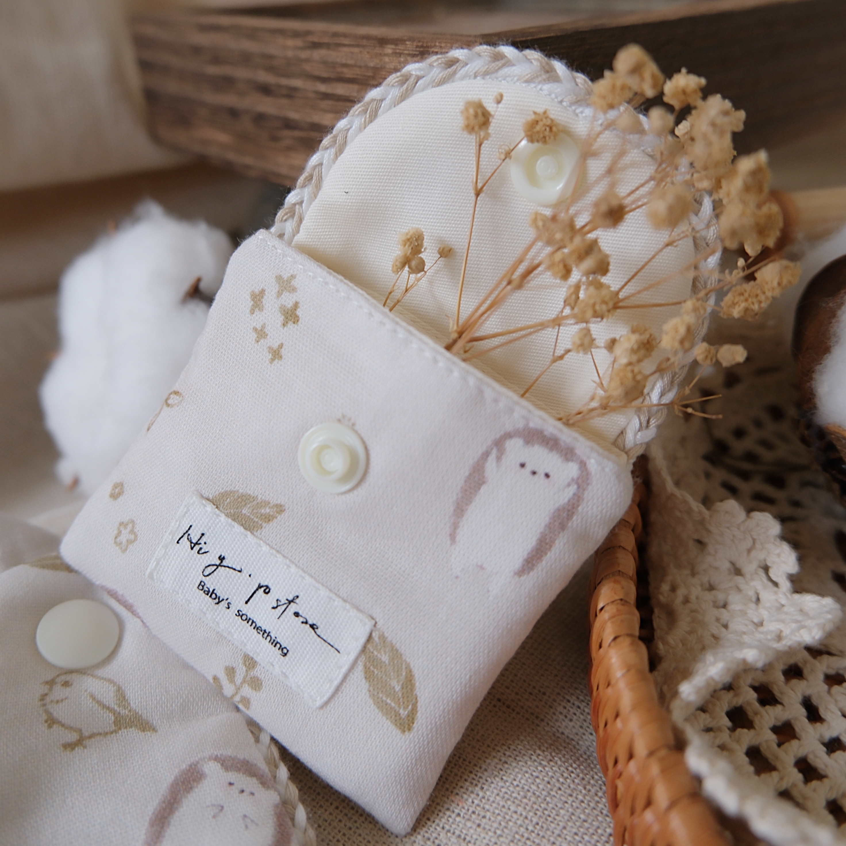 Hi Y.P store-平安符袋-獨家設計款-秋葉刺蝟