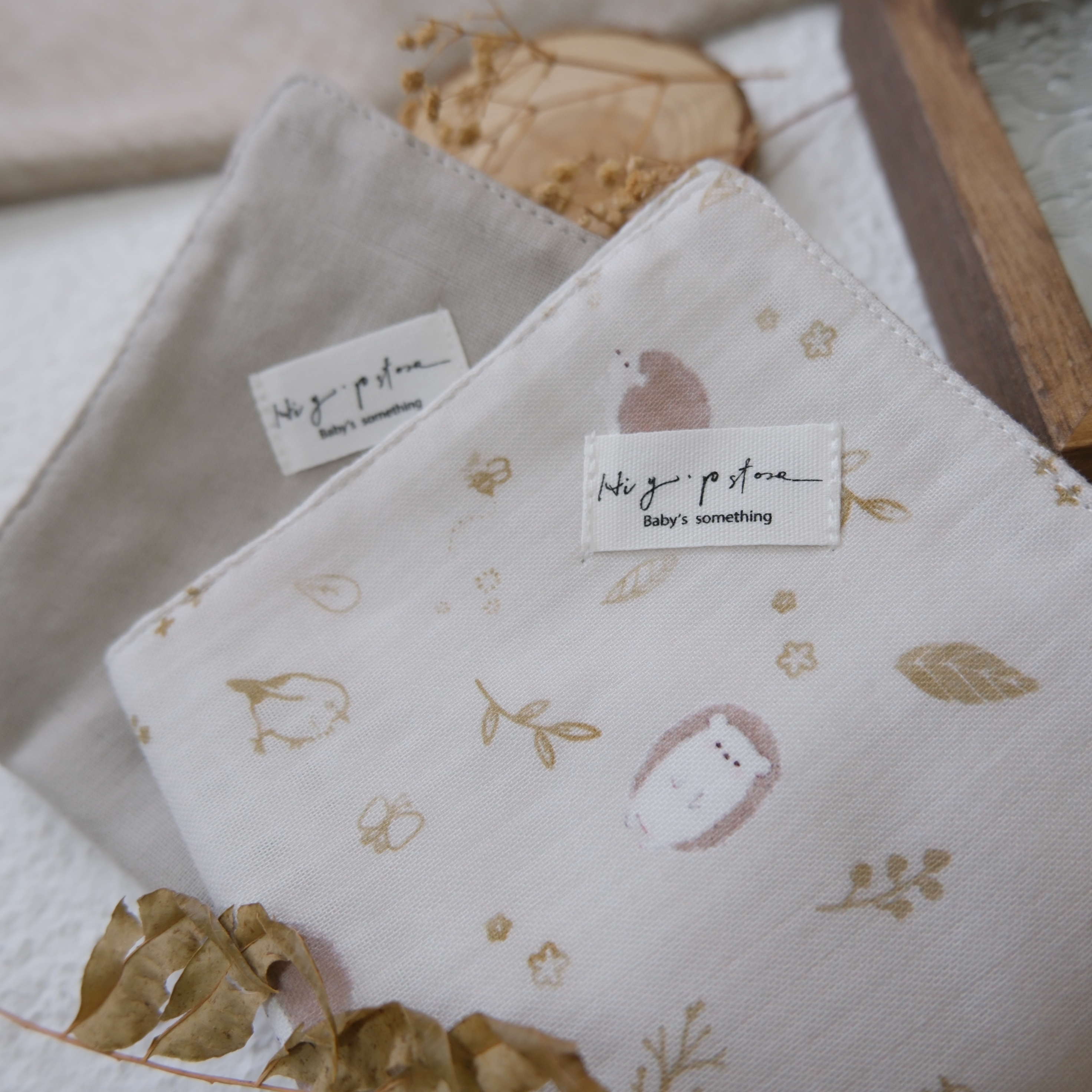 Hi Y.P store-手作六層紗紗布巾-獨家設計款-秋葉刺蝟(2件組)