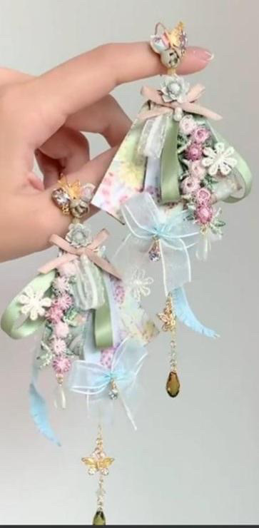 Tm order for Vivian (vivipetitenotes@gmail.com)