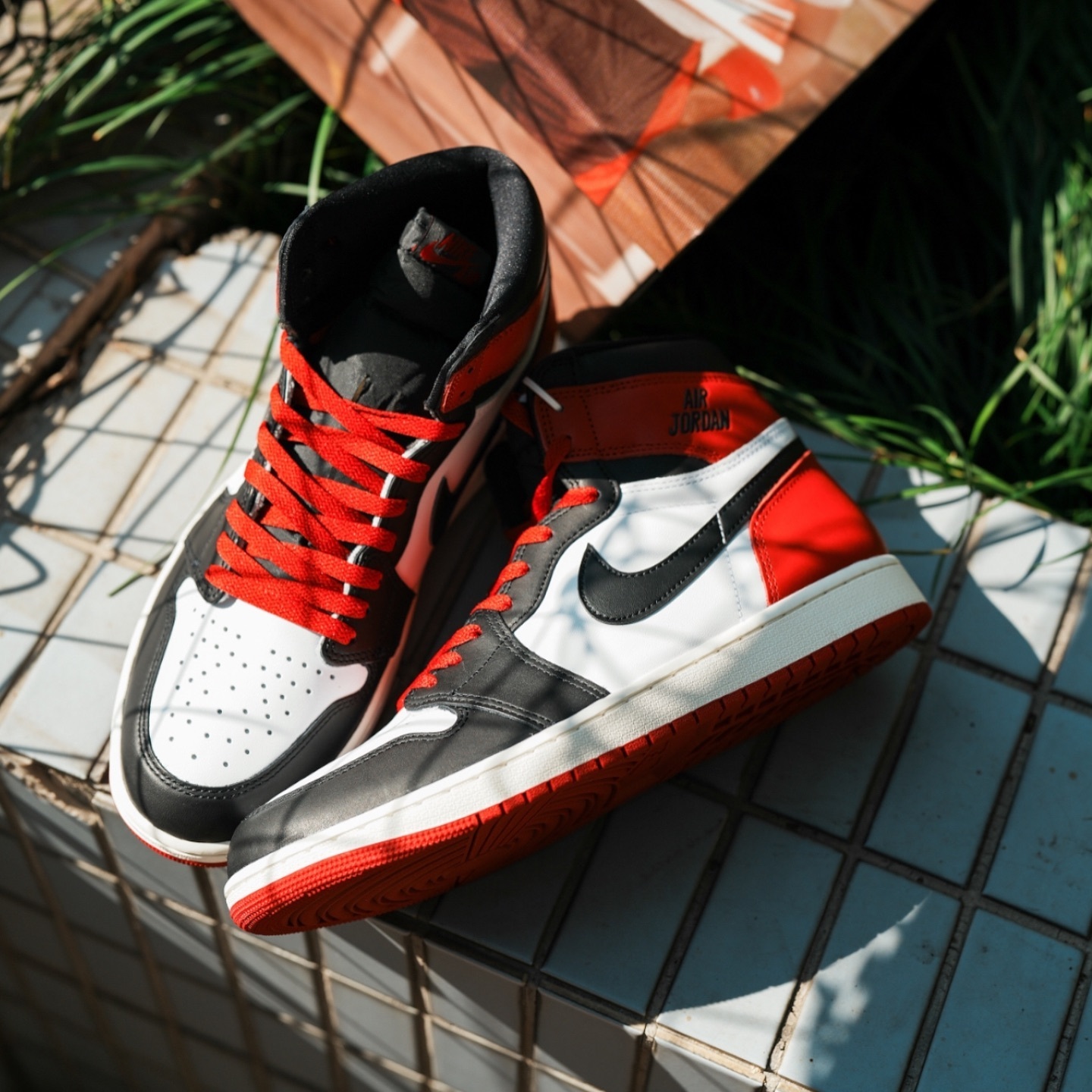 Nike Air Jordan 1 Hi Black Toe Reimagined 黑頭芝加哥DZ5485-