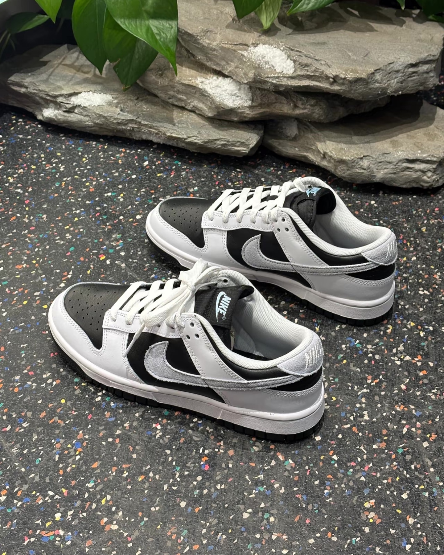Nike Dunk Low ”Reverse Panda 2.0“ 反轉熊貓白黑灰 IB4620-141
