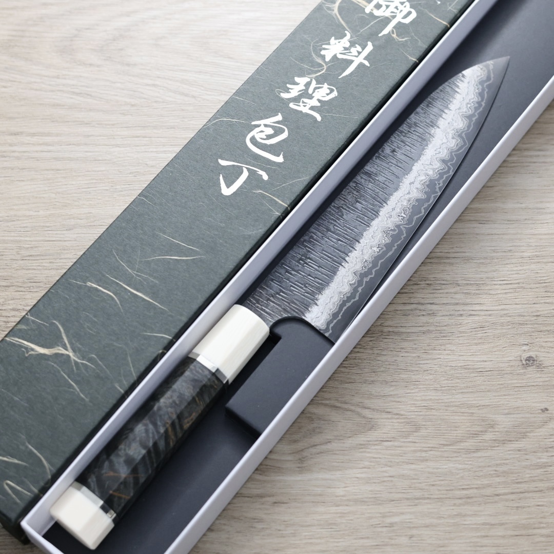 初心x二唐 牛刀 210mm 無芯鋼 黑打大馬士革
