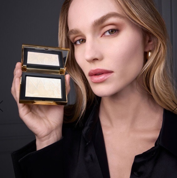 【韓國連線】NARS  原生光蜜粉餅 GOLD DUST  限量版