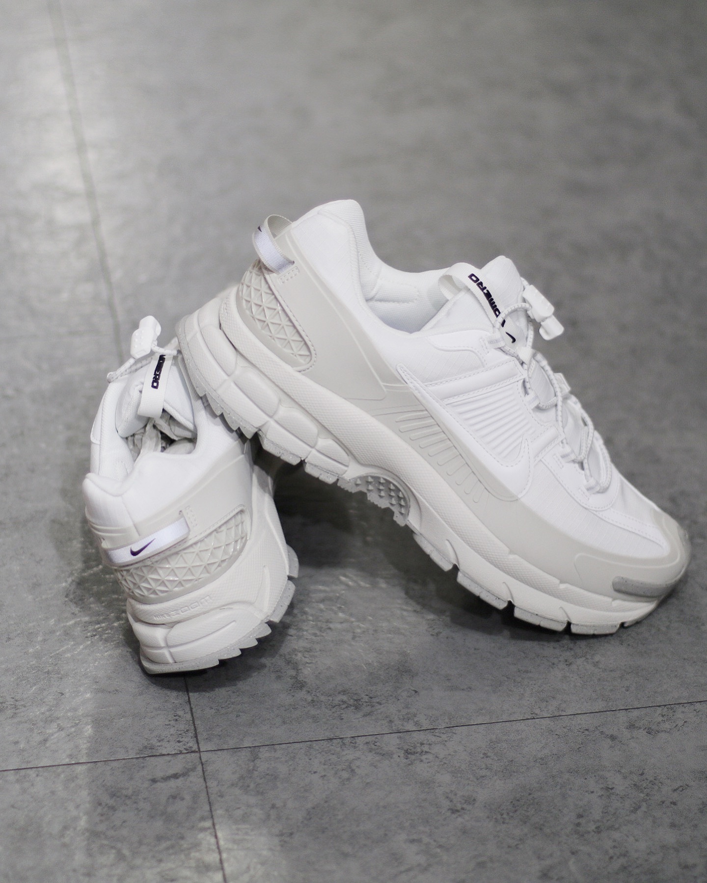 Nike Zoom Vomero Roam Summit White 白灰色 HV6410-100  HV5951-100