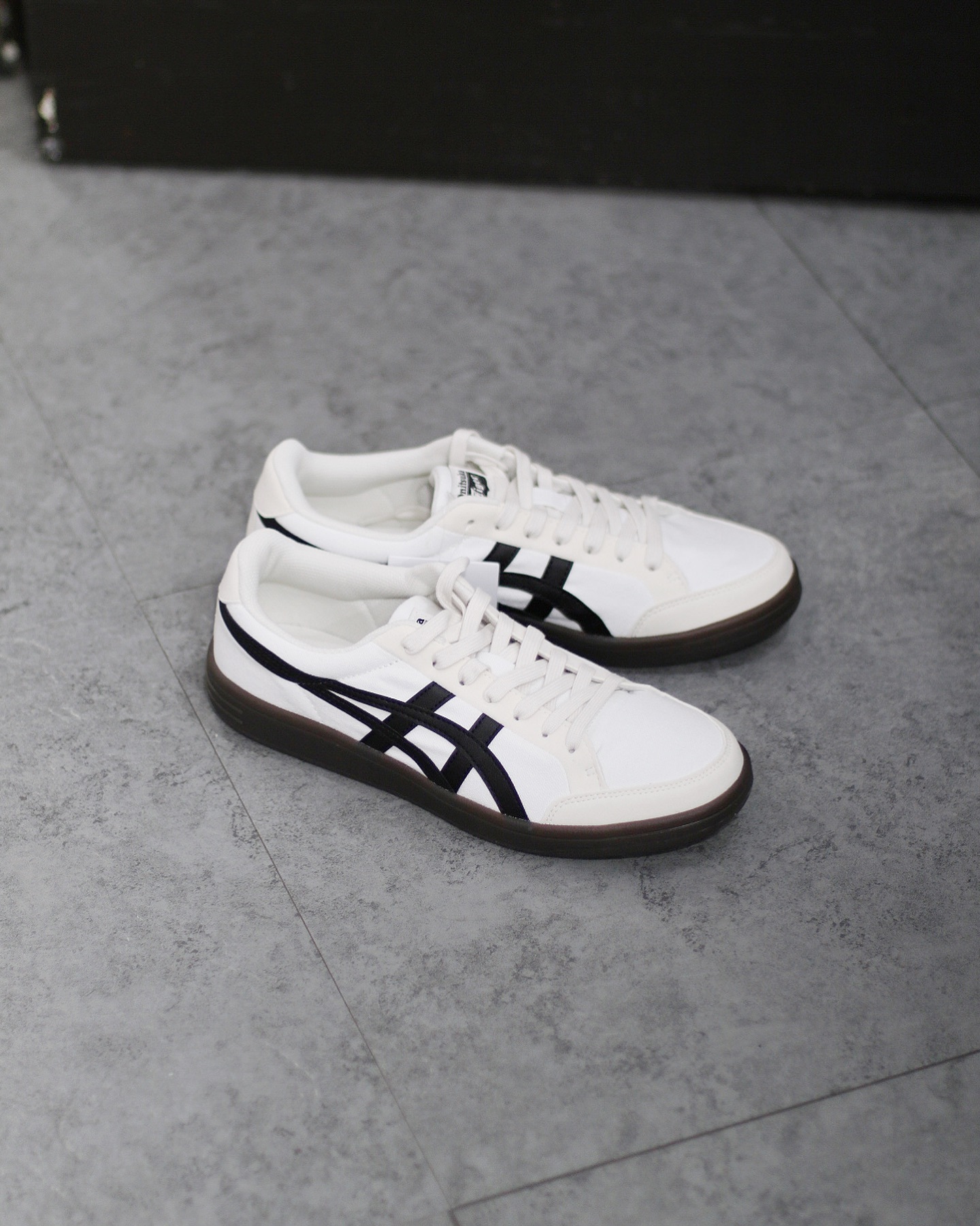Onitsuka Tiger Advanti 鬼冢虎黑白焦糖底復古帆布