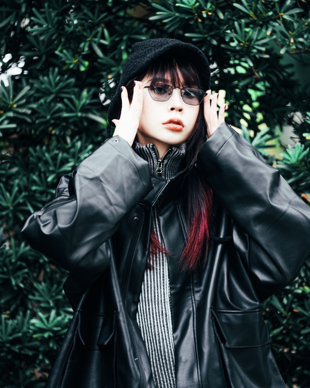 JIN UNIVERSAL S23 菱角多邊細框墨鏡