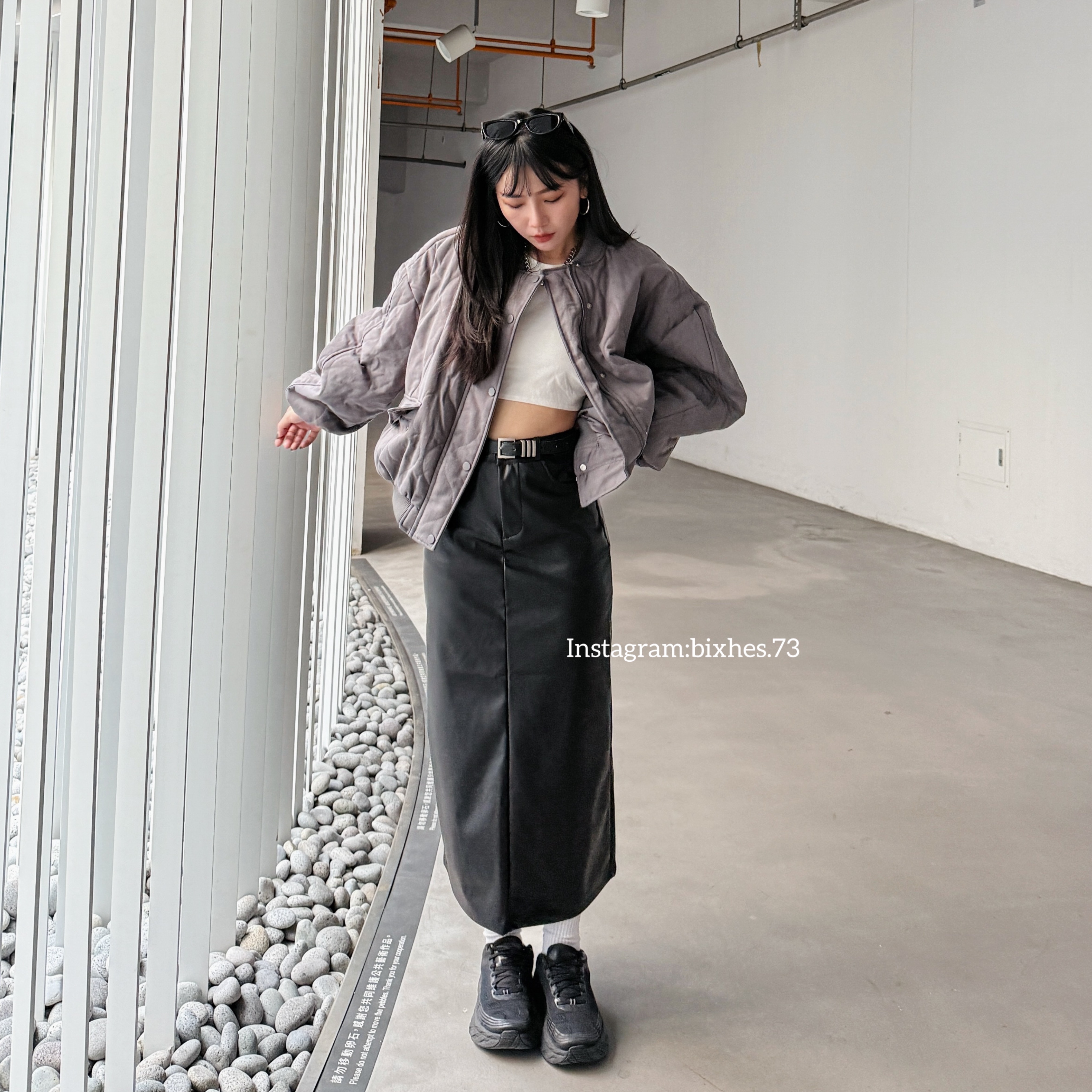 皮質微彈直筒長裙(D00045)