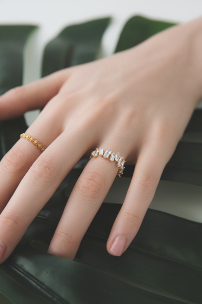 交錯式排列水鑽可調式戒指