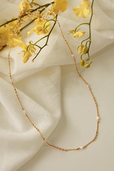 優雅感間珠鎖骨鍊