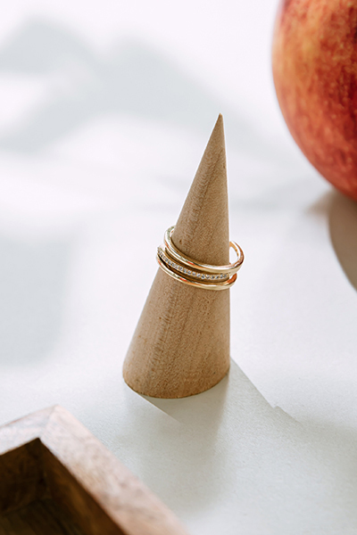 水鑽夾心。可調式戒指