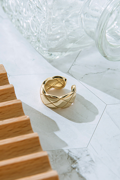 菱格紋寬版可調式戒指