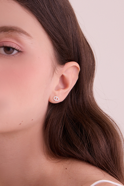 迷你鑽面小豬鼻。銀針耳環(銀)