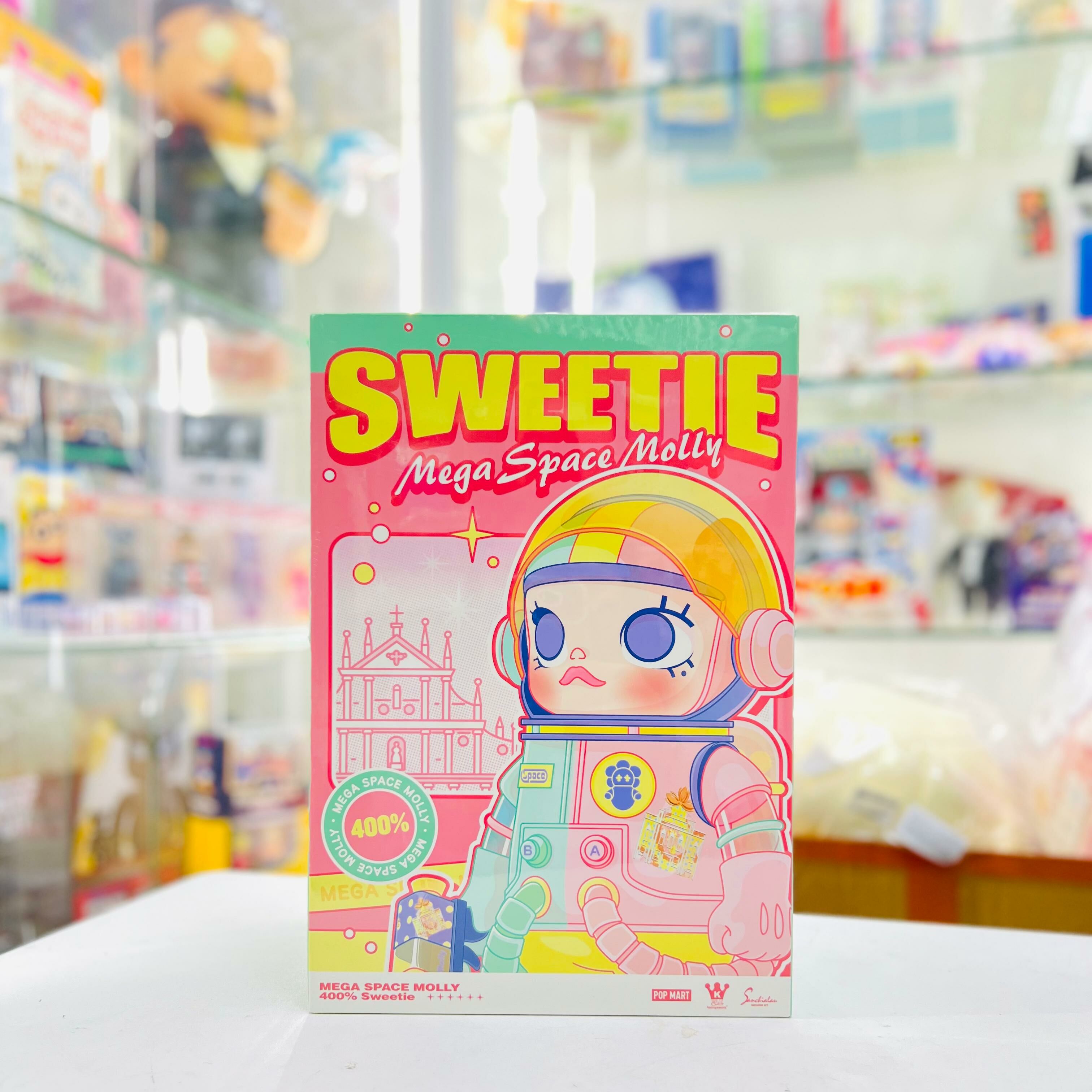 100%+400% MEGA SPACE MOLLY Sweetie蜜糖(Macau Limited)