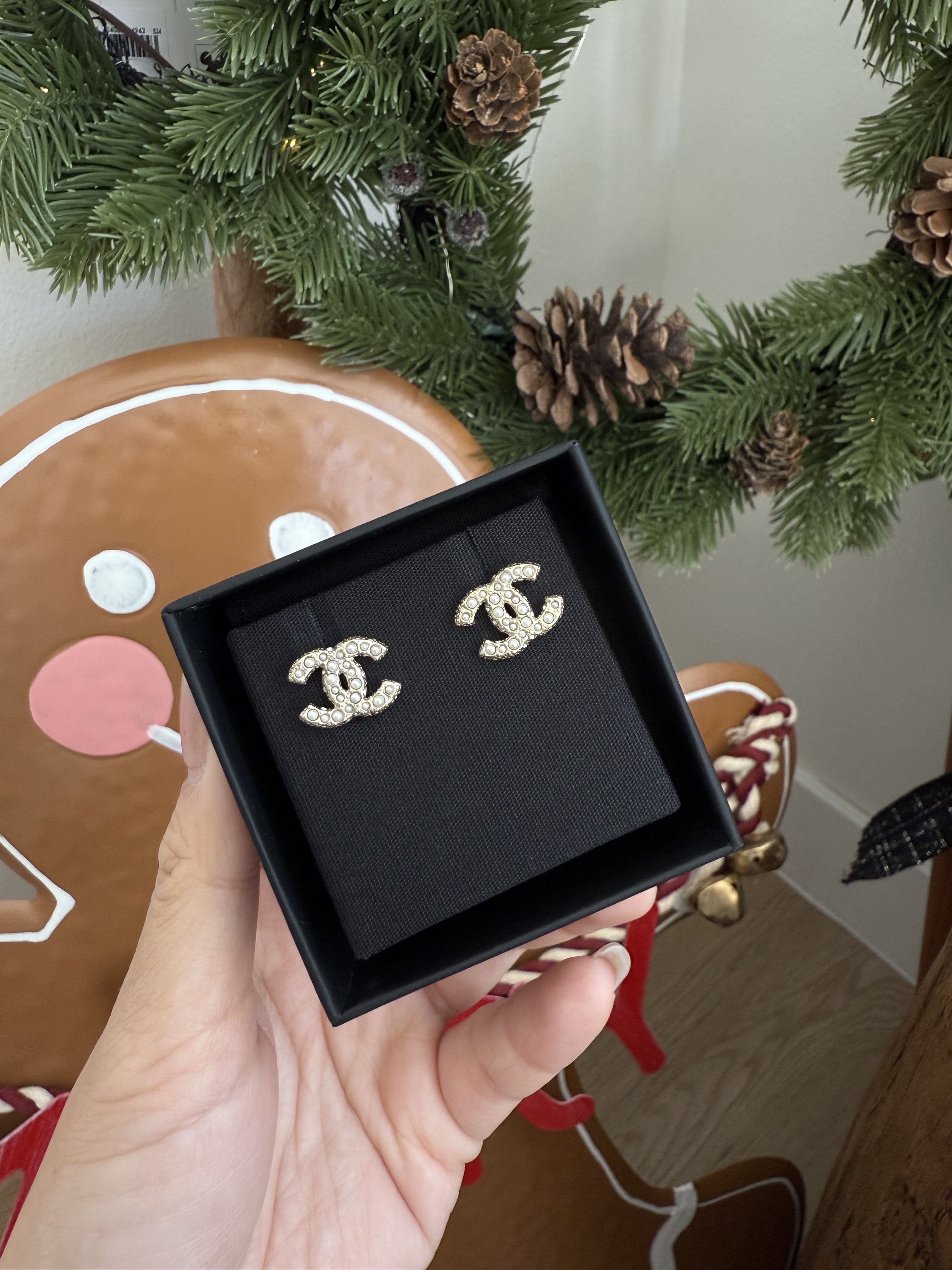 Chanel 點點珍珠 CC logo earrings