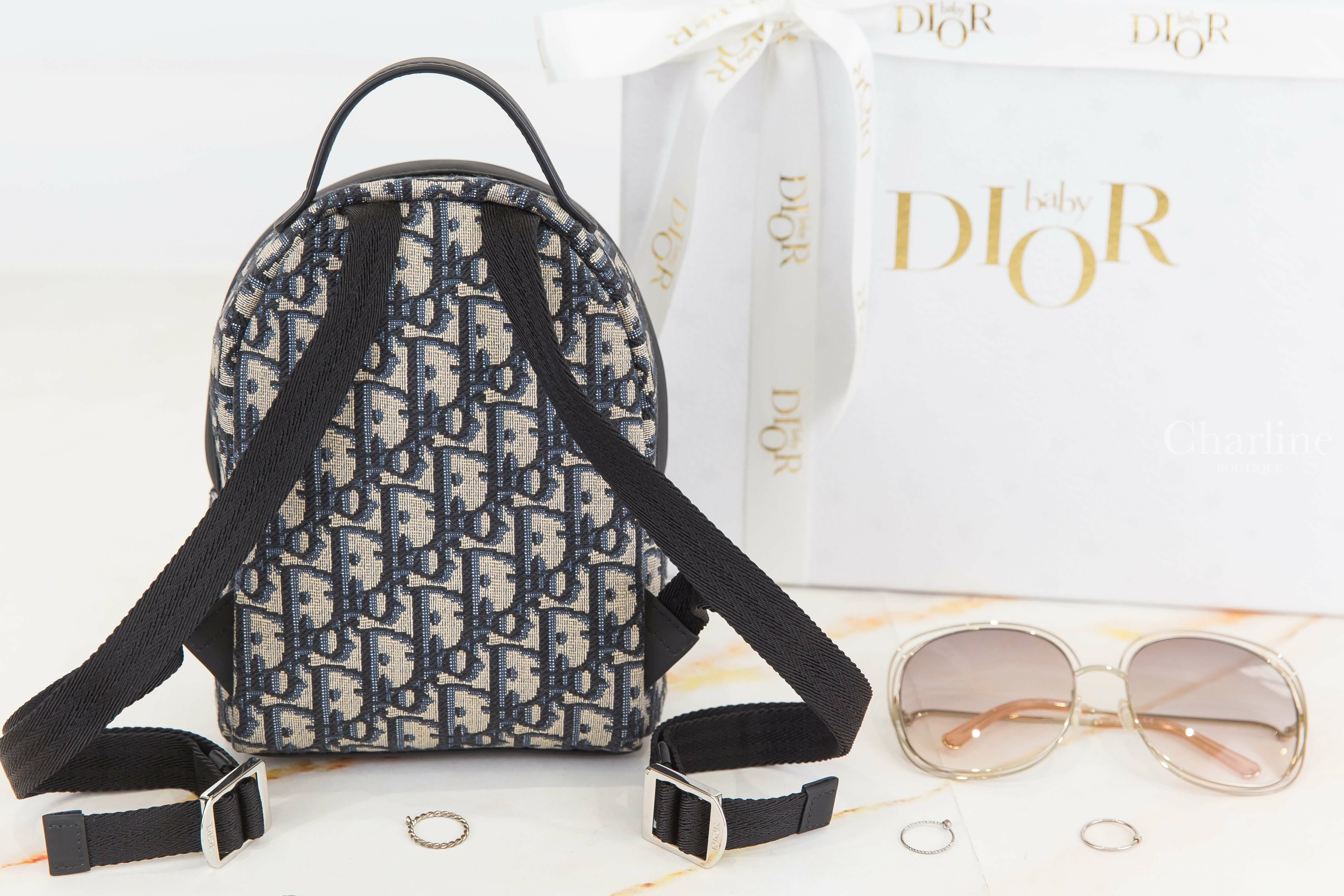 Dior Kids' Mini Rider Backpack 米色底深藍復古老花帆布黑色小牛皮提把尼龍背帶兒童迷你手提後背包-Charline Boutique 精品代購