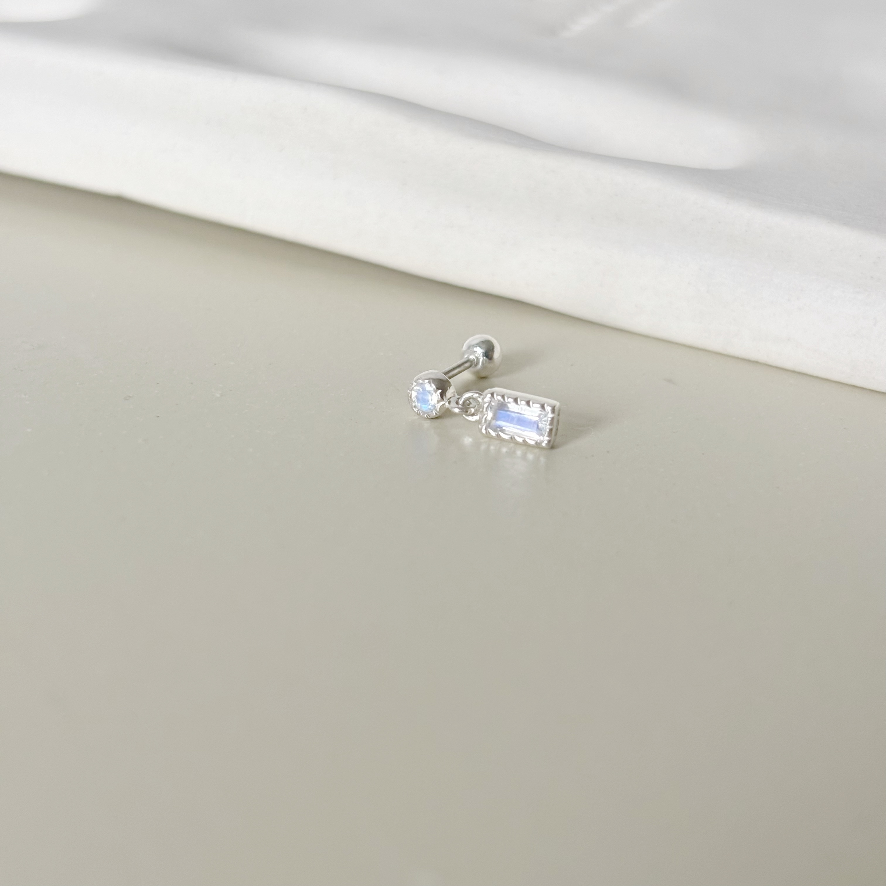 蛋糕長方小圓月光石轉珠耳環