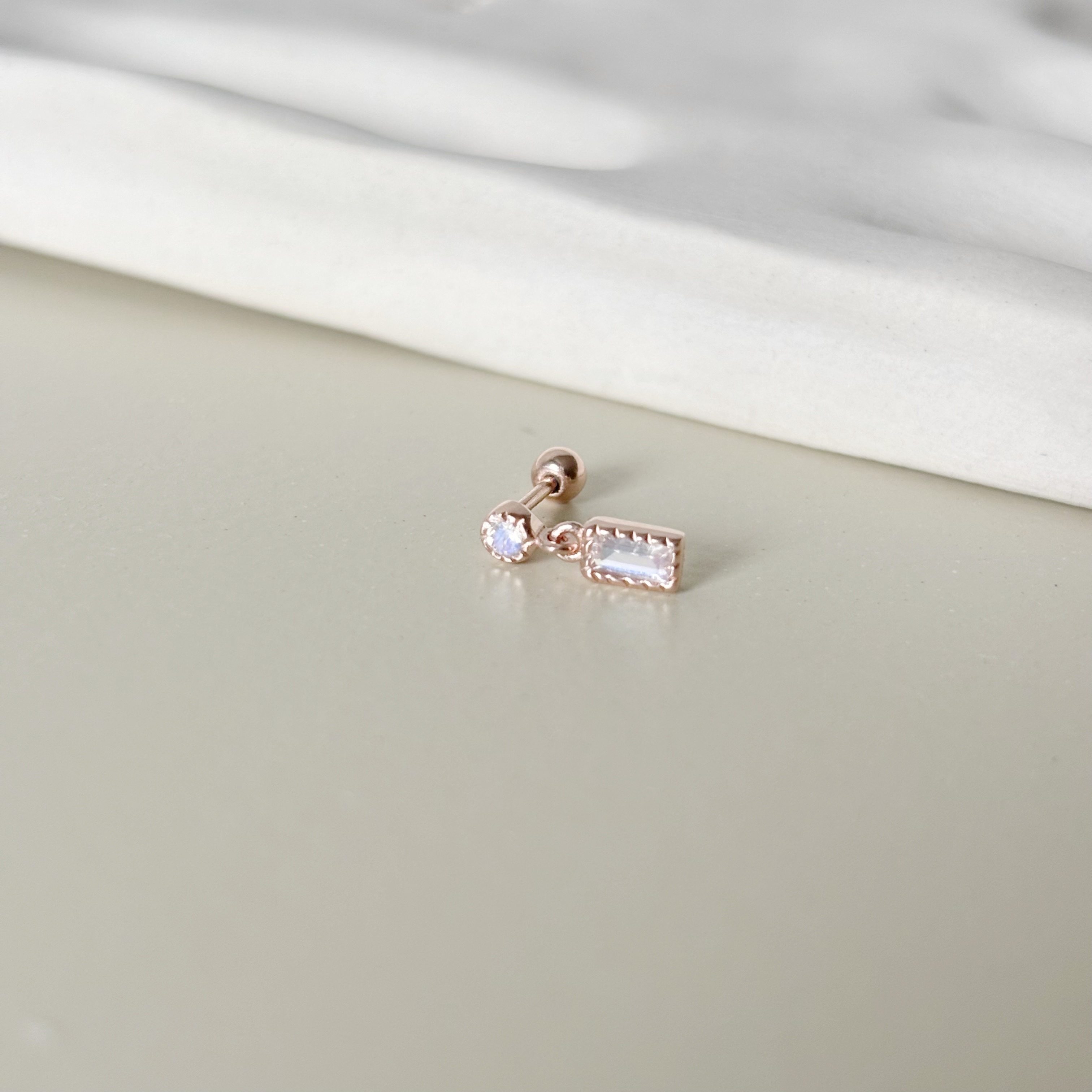 蛋糕長方小圓月光石轉珠耳環