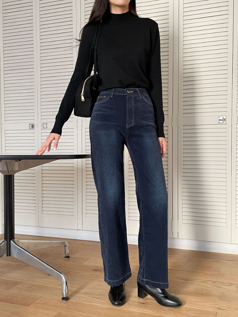 [現貨]  Leila 刷毛微喇叭單寧褲  [深藍色 / S]