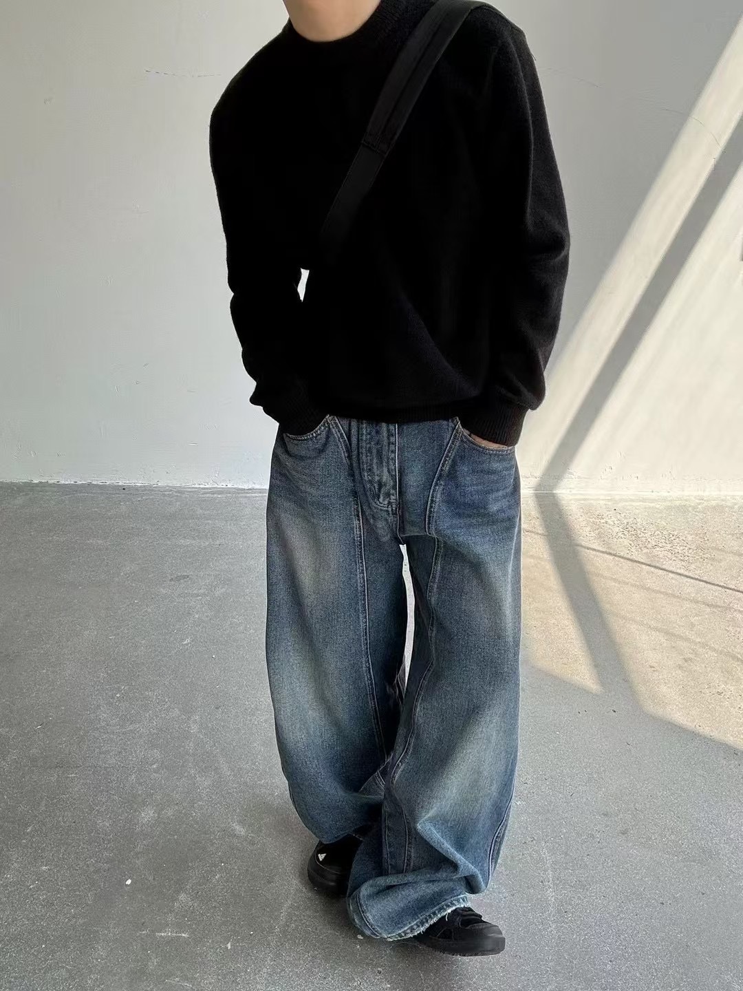 復古刷色彎刀牛仔褲