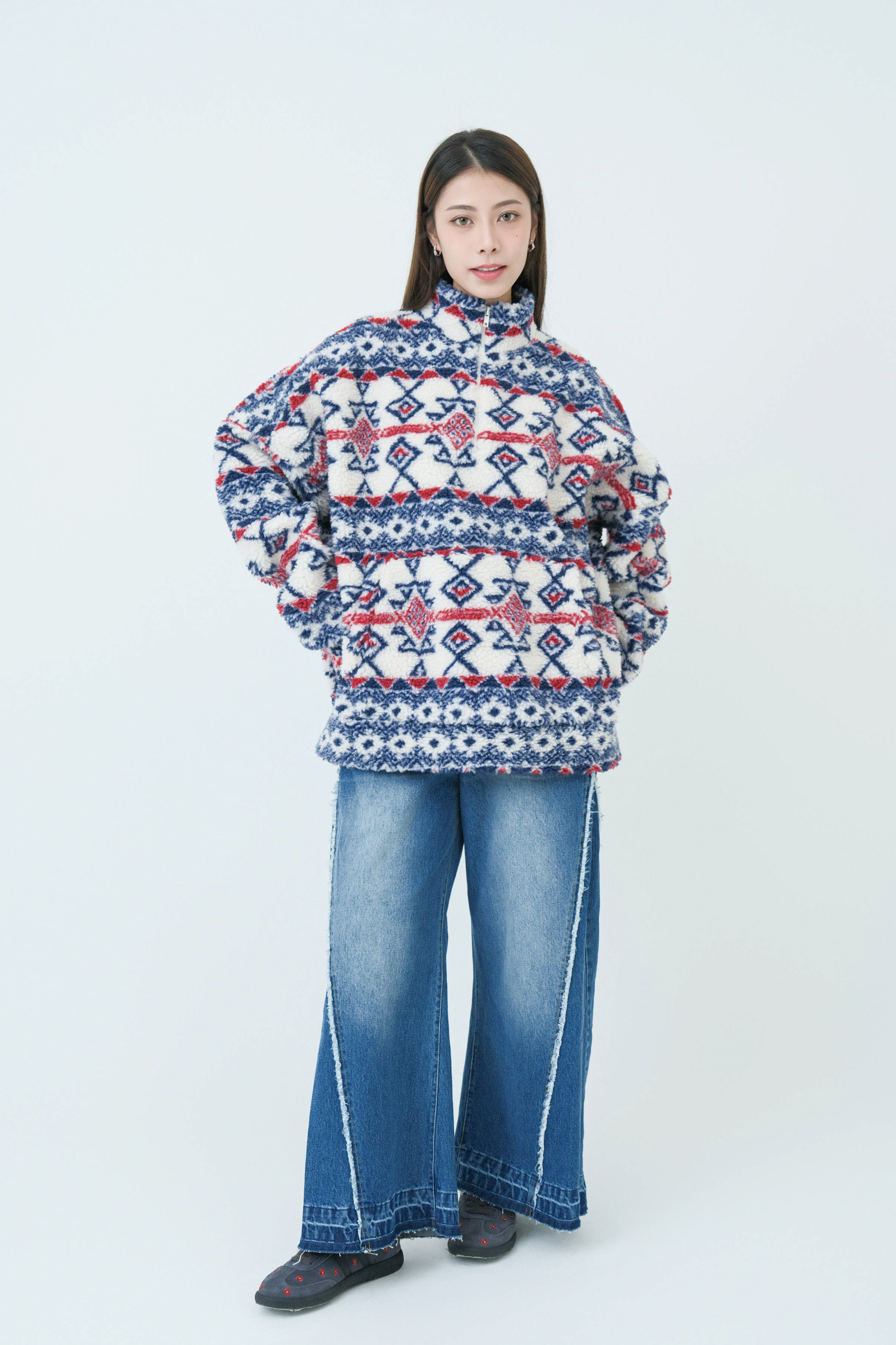 民族花間粗抓毛上衣 (現貨款式）