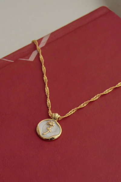 玫瑰畫釉吊牌扭轉項鍊