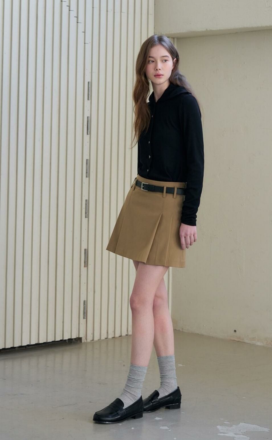 簡約單摺短裙(杏色)