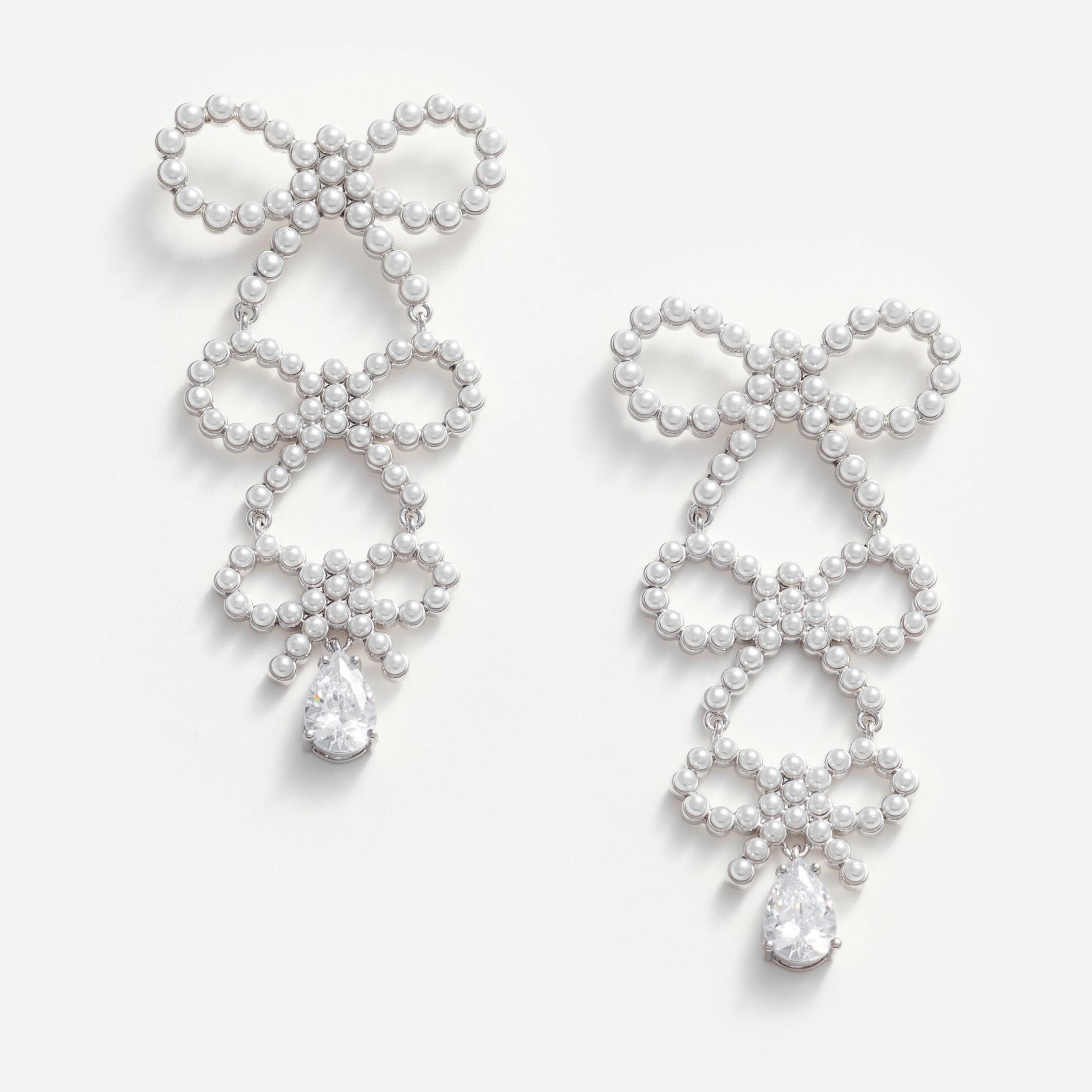 1SP0102-016 SELF PORTRAIT Tiered Pearl Bow Earrings #RS25616ESL-SILVER (A-NB-E)