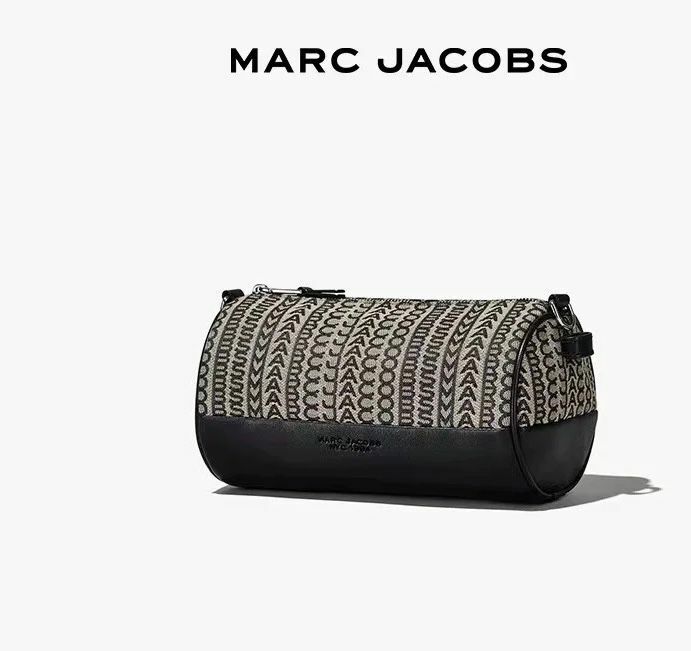 【直播】G010200 MARC JACOBS THE MONOGRAM 編織緹花斜背圓筒包