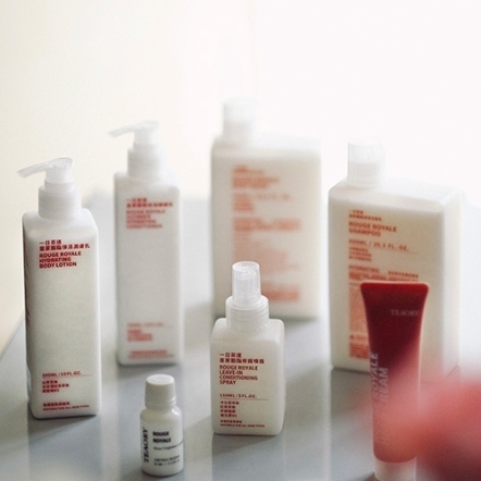 【伊聖詩芳療生活館】一日茶道TEAORY | 皇家胭脂保濕精華乳300ml