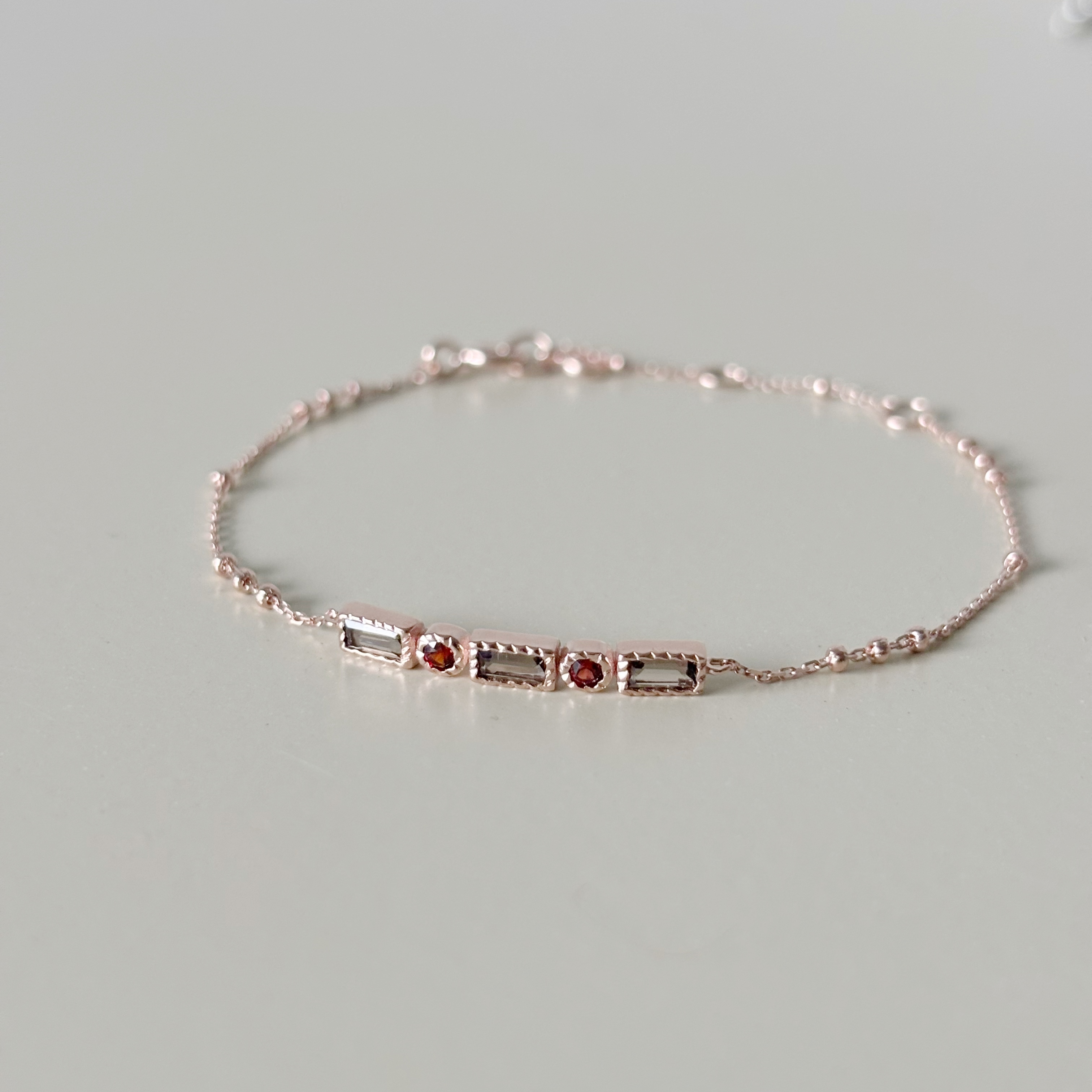 蛋糕長方小圓石榴茶晶triplets手鍊